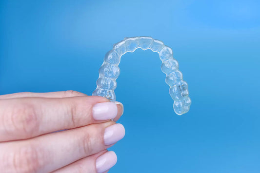 Aligning Smiles: The Pros and Cons of Ultrasonic Cleaning for Invisalign®